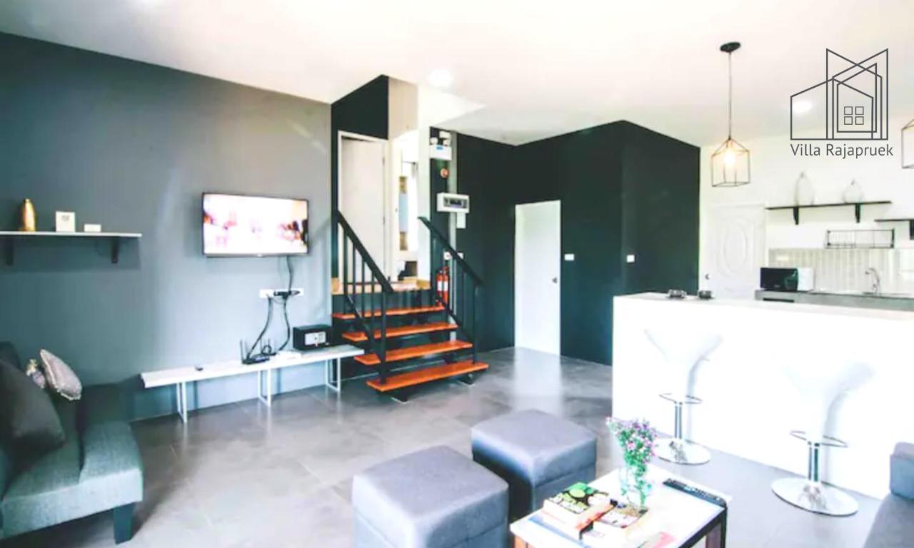 Villa Rajapruek Entire 3 Villas 7 Bedrooms Near Airport Chiang Mai Exterior foto
