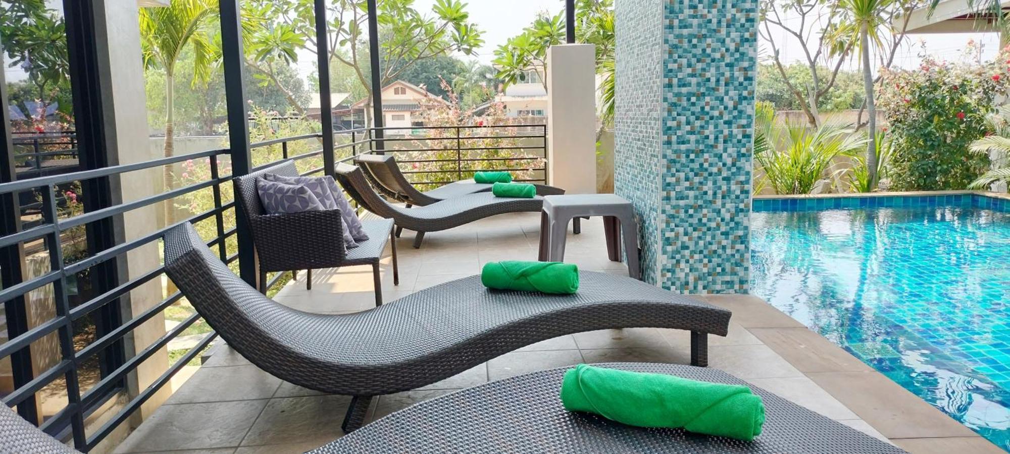 Villa Rajapruek Entire 3 Villas 7 Bedrooms Near Airport Chiang Mai Exterior foto